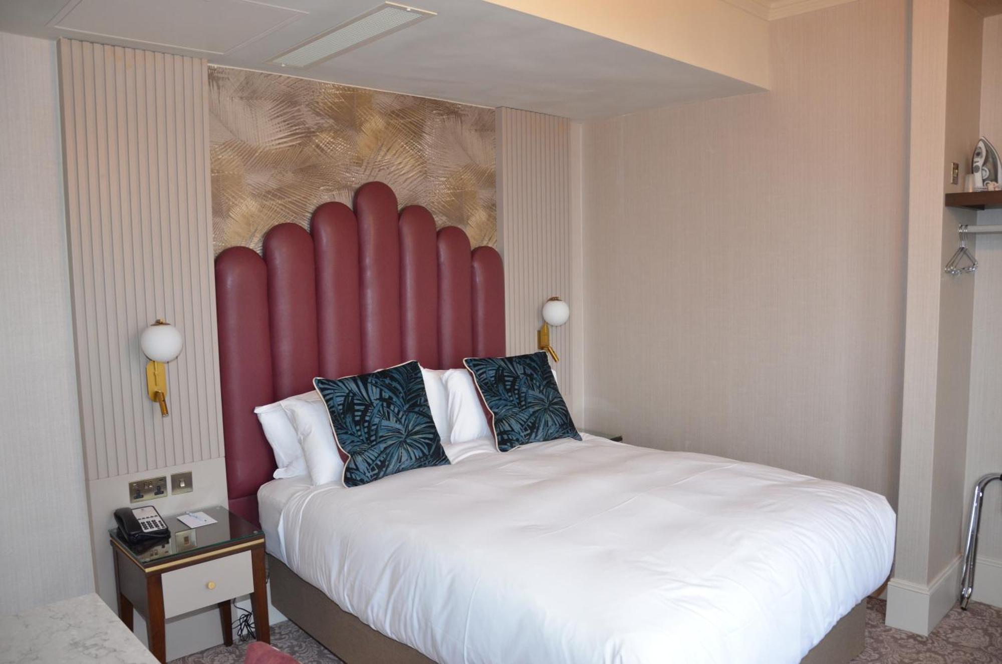 ホテル Voco The Clifton Folkestone By Ihg エクステリア 写真