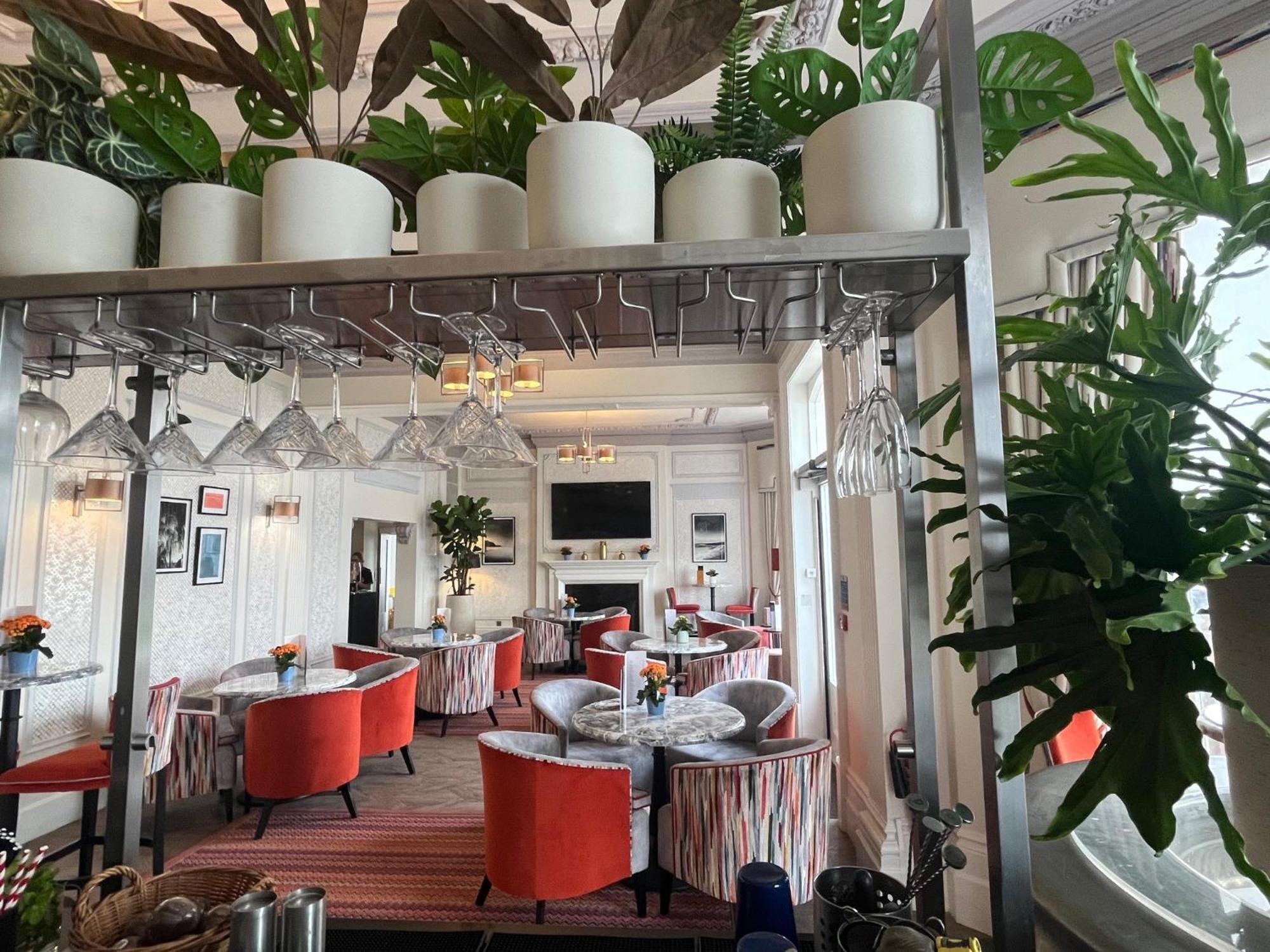 ホテル Voco The Clifton Folkestone By Ihg エクステリア 写真