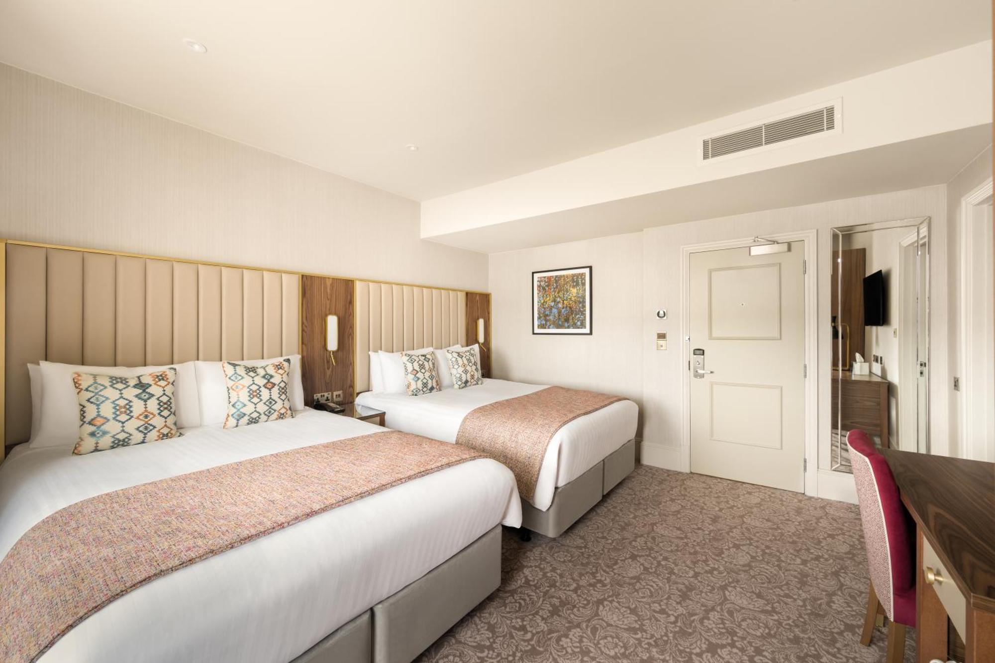 ホテル Voco The Clifton Folkestone By Ihg エクステリア 写真