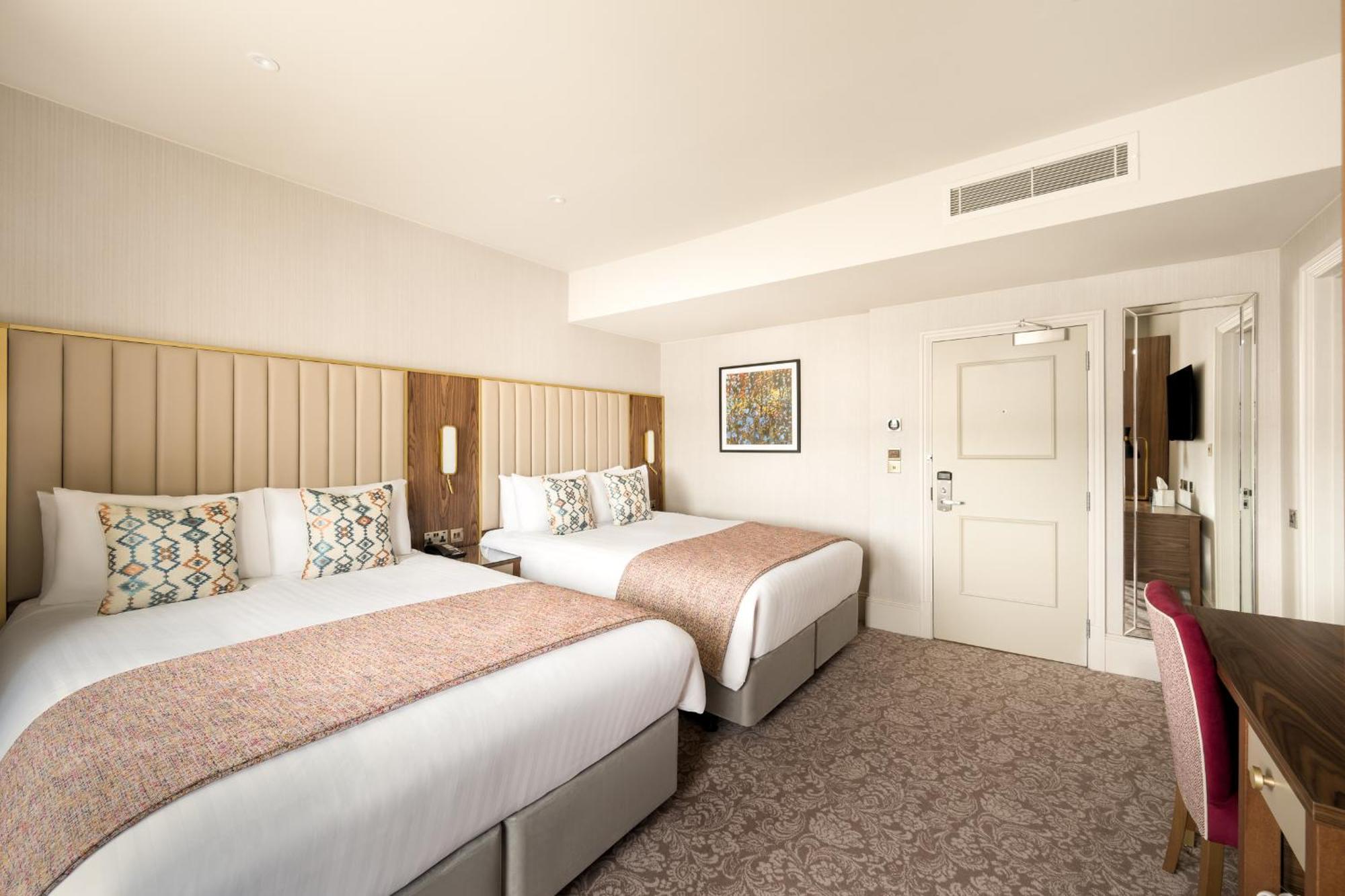 ホテル Voco The Clifton Folkestone By Ihg エクステリア 写真