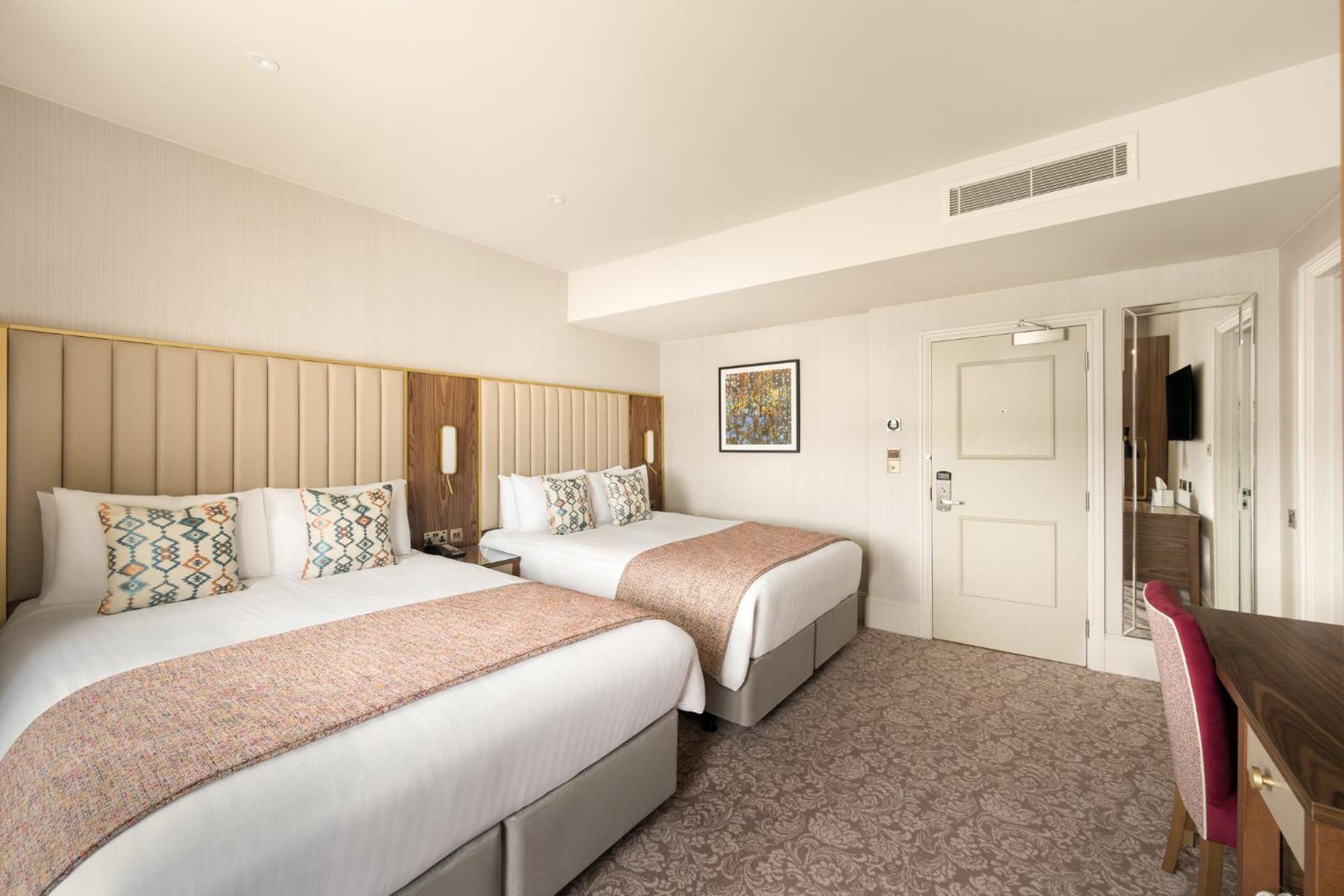 ホテル Voco The Clifton Folkestone By Ihg エクステリア 写真