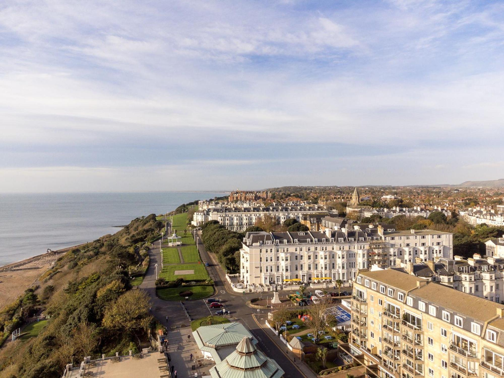 ホテル Voco The Clifton Folkestone By Ihg エクステリア 写真