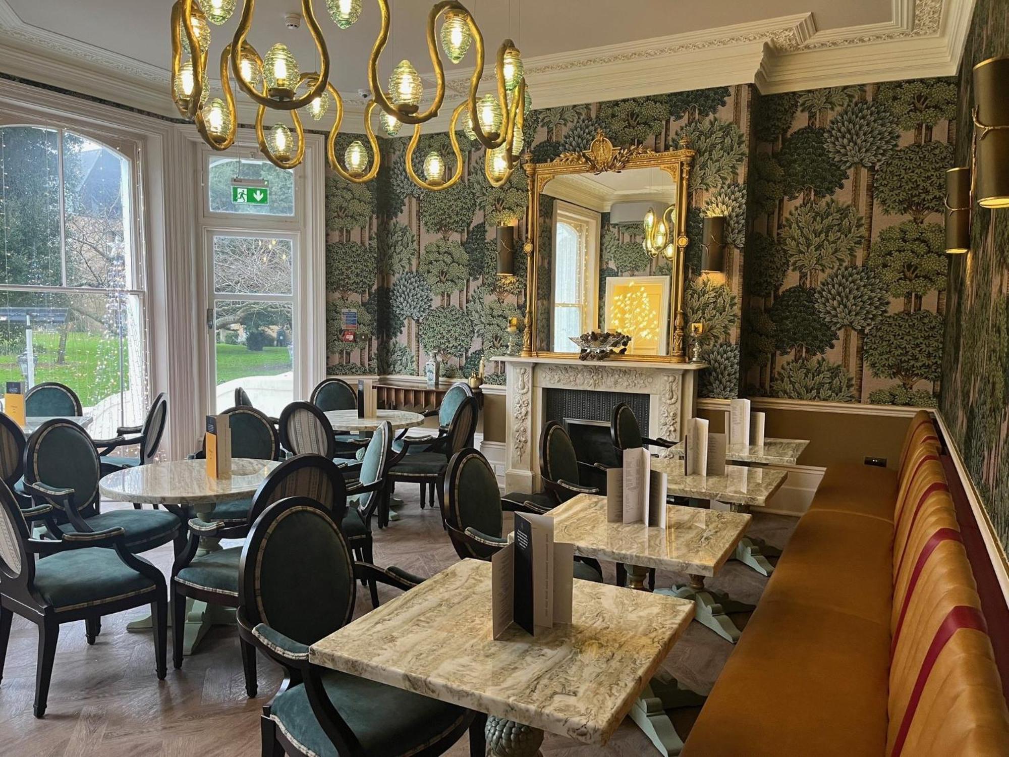 ホテル Voco The Clifton Folkestone By Ihg エクステリア 写真